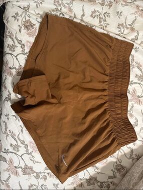 Nike One Dri-fit Mid Rise Shorts